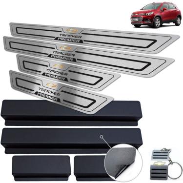 Imagem de Soleira Chevrolet Tracker Premier Preto Baixo Relevo