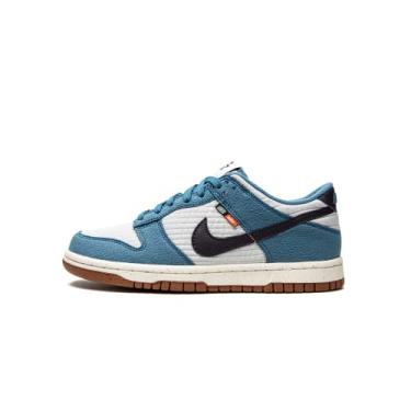 Imagem de Nike Kids Boy's Dunk Low SE (Big Kid) Rift Blue/Cave Purple/Grey Fog/Sail 6 Big Kid M