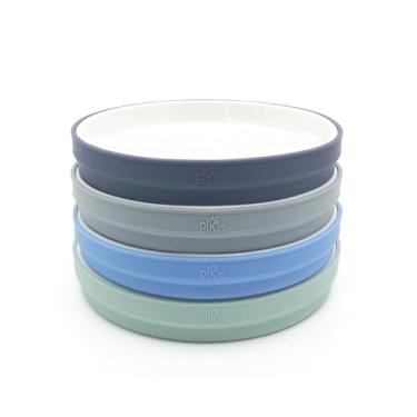 Imagem de Elk and Friends Pratos infantis de porcelana branca de 19,8 cm com mangas de silicone | Adequado para crianças/crianças | Seguro para micro-ondas e lava-louças | Antiderrapante | Pratos de lanche