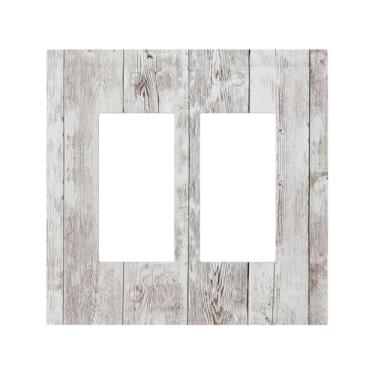 Imagem de Nadoabtm Capas decorativas para tomadas rústicas vintage de grão de madeira branca 2 grupos duplo GFCI Rocker painéis elétricos de parede placa de cobertura de interruptor de luz para decoração de