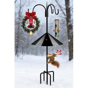 Imagem de FEED GARDEN Gancho de pastor ajustável de 92 polegadas com defletores de esquilo, ganchos de jardim, base de 5 pinos, poste alimentador de pássaros, com três ganchos para pendurar cestas de plantas