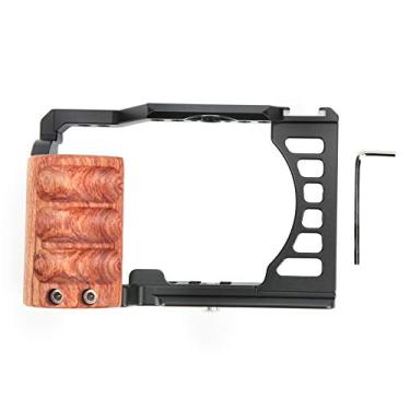 Imagem de Gaiola de câmera otimizada para A7C com alça de madeira e estrutura de liga de alumínio. Oferece maior estabilidade e conforto para o kit de câmera, inclui gaiola de câmera, h