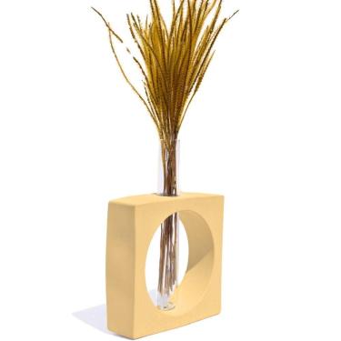 Imagem de Vaso Decorativo Artesanal Solitário Quadrado 16,5cm Cimento Amarelo