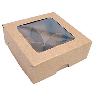 Imagem de 50 Caixas de papel kraft com visor, tamanho 8x8cm acompanha 200 forminhas formato de pétalas, ideal para 4 doces.