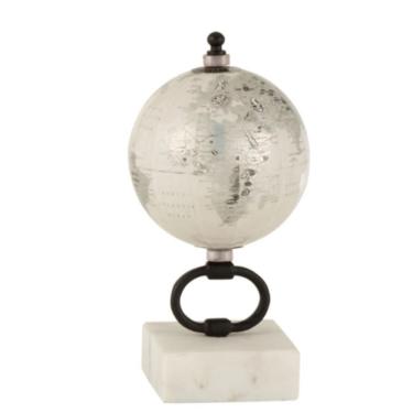Imagem de Globo decorativo de mesa com base em mármore preto e branco.
