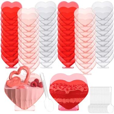 Imagem de Ziliny Mini copos de sobremesa para Dia dos Namorados com colheres 76,5 g Copo de aperitivo de plástico transparente descartável reutilizável em forma de coração para festa de casamento dos namorados