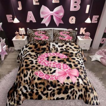 Imagem de jejeloiu Conjunto de cama macio com estampa de leopardo, para meninos e meninas, com inicial P, Queen, laço e alfabeto, edredom de microfibra, pele de guepardo, decoração de quarto, 3 peças com 2