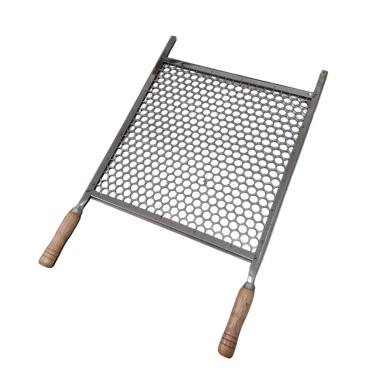 Imagem de Grelha Churrasco Tradicional Furo Moeda em Inox 40x40 e cabo de madeira