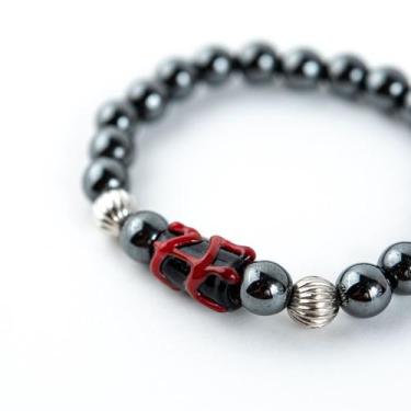 Imagem de Pulseira Exu Hematita Esférica Firma e Silicone - Lua Mística - 100% O