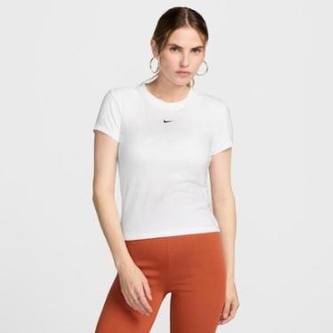Imagem de Camiseta Nike Sportswear Chill Knit Feminina-Feminino