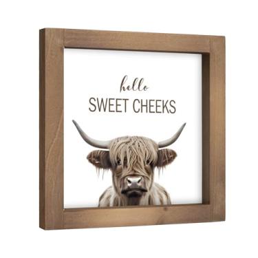 Imagem de flangairy Placa Hello Sweet Cheeks, decoração de banheiro de vaca highland engraçada de madeira de 15 cm, sinalização decorativa ocidental, mesa interna, prateleira de vaso sanitário, decoração
