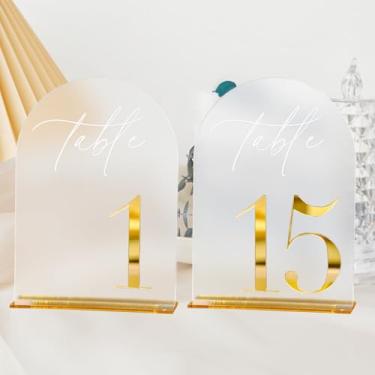 Imagem de HOODO Números de mesa de casamento de acrílico fosco 1-15 com suportes, placas de acrílico arqueadas de 12,7 x 17,8 cm com números dourados 3D, números de mesa 3D foscos para recepção de casamento