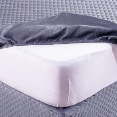 Imagem de Capa Protetora para Colchão Queen Impermeável Antialérgica Ultrassônica com Elástico – Silenciosa e Lavável (Cinza)