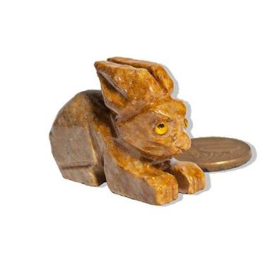 Imagem de 01 Coelho Esculpido Artesanato em Pedra Dolomita Natural - CristaisdeC