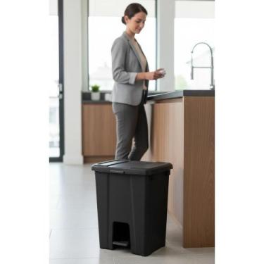 Imagem de Lixeira 30L Plástica Pedal Quadrada Preta Higiênica - Congratulations 
