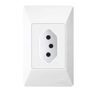 Imagem de Tomada 2p + T 10a 250 Volts Sistema Externo - 1405 - Fame Tomada 10a-2