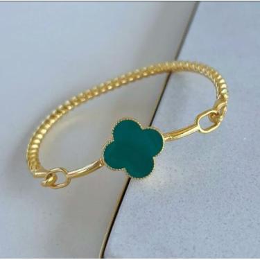 Imagem de Pulseira Bracelete Fio Torcido Rígido com Pingente Flor Trevo Folheado