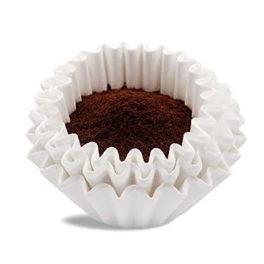 Imagem de Filtros de café para 8 a 12 xícaras, 100 filtros de café para cesta adequados para máquina de café comercial com fundo plano, filtros de café de papel branco descartáveis para suporte de filtro tipo cesta