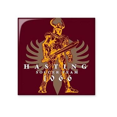 Imagem de Pedra adorna de tijolos vitrificados de cerâmica guerreiro sabre corajoso da cultura da Idade Média