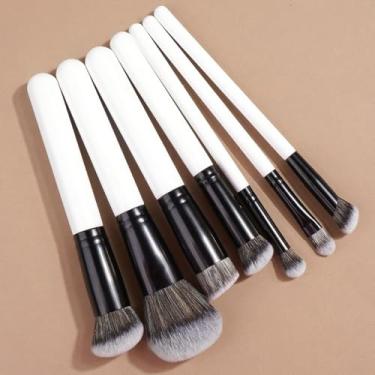 Imagem de Conjunto de 7 pincéis profissionais de maquiagem sintético premium para base, sombra, pó corretivo, conjunto de pincéis de maquiagem para viagem (preto e branco)