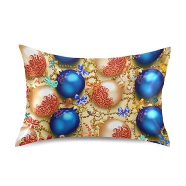 Imagem de GakkiGii Fronha de cetim refrescante com bola de Natal para cabelo e pele, capa de almofada respirável macia com fecho de envelope, tamanho Queen resistente a rugas 50,8 x 76,2 cm