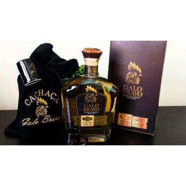 Imagem de Cachaça  amburana 750 ml,magnate, saco de veludo, canequinha porcelana