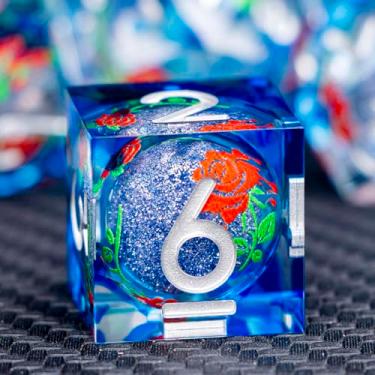 Imagem de ARUOHHA Liquid Core DND Dice Set, Vampire Sharp Edged Dragons Dice Compatible with D&D RPG Role Playing Games, Resin Blood Red Polyhedral Dungeons D and D Dice with Gift Box D20 D12 D10 D8 D6 D4