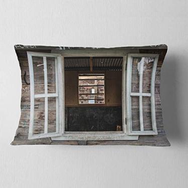 Imagem de Paisagem Designart de paredes e janelas de madeira para sala de estar lombar, sofá, almofada + capa de almofada impressa em ambos os lados 30 x 50 cm