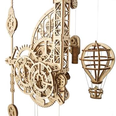 Imagem de UGEARS Aero Clock 3D Puzzle - Kits de modelo de madeira de presente do dia do pai para que os adultos construam - relógio de parede vintage DIY com pêndulo puzzle de madeira - relógio mecânico