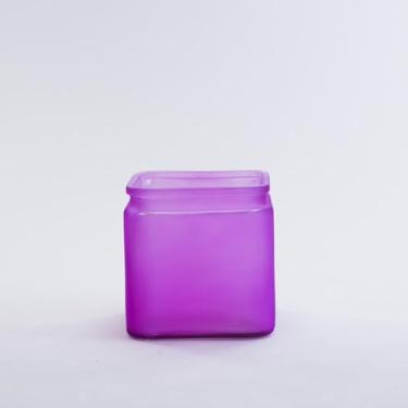 Imagem de WGVI Vasos clássicos de vidro roxo fosco de 12,7 cm para buquês de flores, buquês de centro de mesa ou arranjos florais grandes, decoração de casa, evento de casamento, 1 peça