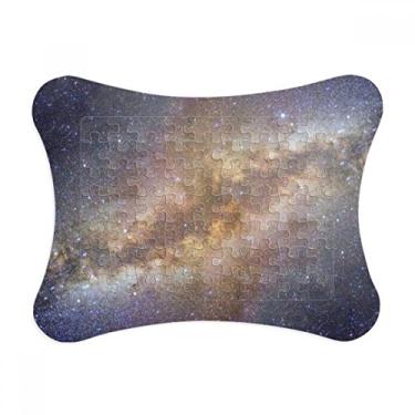 Imagem de Moldura de quebra-cabeça com estampa de ilustração do universo galáxia amarelo para decoração de imagem