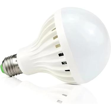 Imagem de Lâmpada LED 12W E27 Bivolt – Luz Branca Super Clara | Econômica, Durável e Ideal para Ambientes Internos