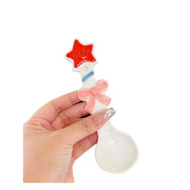 Imagem de Conjunto criativo de tigelas e colheres de cerâmica sob o vidrado pintado à mão tigela de sobremesa para sobremesa