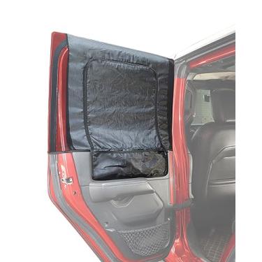 Imagem de Savadicar Para-sol de janela traseira, protetor solar de tela lateral de malha respirável, rede de proteção solar de meia capa compatível com Jeep Wrangler JK JL e Gladiator JT 2007-2024, anti-UV para bebês/animais de estimação/acampamento, par