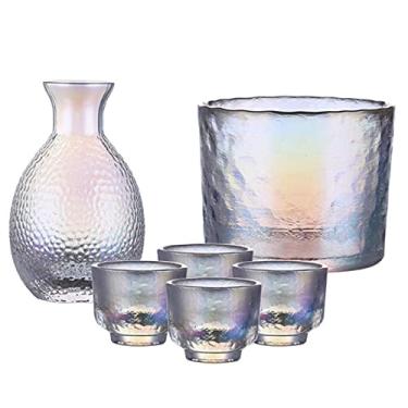 Imagem de JOEUQK Conjunto de saquê de cerâmica, conjunto de saquê de vidro japonês, copo de saquê transparente moderno para festa em casa e ótimos presentes, 4 xícaras de saquê + 1 pote de saquê + 1 copo de