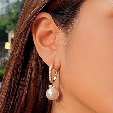 Imagem de Brincos de argola requintados e elegantes incrustados em zircônia sintética para mulheres, perfeitos para casamentos, joias de presente, One size, Metal, Pérola