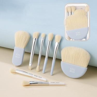 Imagem de 6 peças/conjunto de mini pincéis de maquiagem com capa, pincéis de base macios e portáteis, adequados para viagens, não absorventes, uso seco e molhado, perfeito para maquiagem diária (azul)
