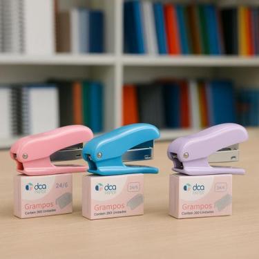 Imagem de Kit Grampeador Mini com Grampos  Cores Sortidas (Rosa, Azul, Lilás) - 