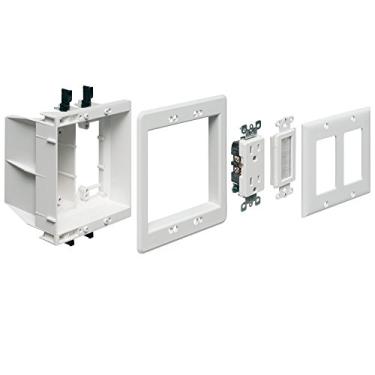 Imagem de Arlington TVBU505K-1 Kit de placa de parede para tomada embutida com receptáculo e dispositivo de entrada estilo escova, 2 gangues, branco, pacote com 1