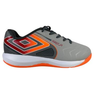 Imagem de Chuteira Umbro Futsal Pro 5 Jr Prata Grafite e Laranja - Juvenil - 30 - Prata