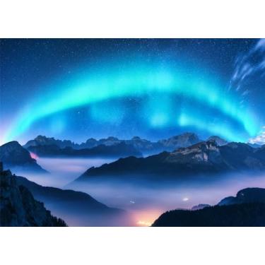 Imagem de Loccor Tecido de 2,1 x 1,5 m, aurora boreal, luzes do norte, acima de montanhas nebulosas, céu estrelas, com luzes polares e fundo de rochas altas para decoração de festas, adereços de fotos