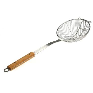 Imagem de Coleira de Aço Inoxidável Colander Skimmer com Cabo Madeira Malha para Macarrão Batata Frita Massa Robusta Fácil Limpar Design Ganchos Borda da Panela - Queimadura Grip Confortável Ferramenta Cozinha