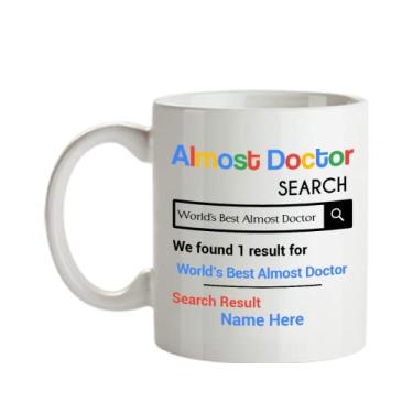 Imagem de Caneca personalizada Almost Doctor - Presentes personalizados de quase médico - de quase médico - Personalizada com o seu nome de quase médico - Caneca de café de 445 ml
