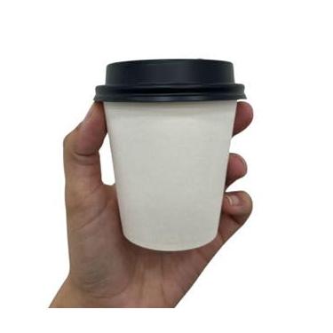 Imagem de Copo 180 ml em Papel com Tampa Reciclável com bico preta - Pacote com 100 unidades