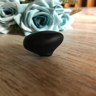 Imagem de Puxador Seixo P Preto Zen Design