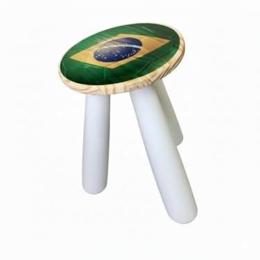 Imagem de Mini Banqueta Bola do Brasil Branca Base em Polietileno Assento em Madeira Removível Estilo Rústico Tripé para Crianças