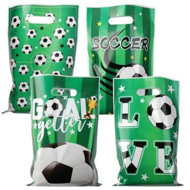 Imagem de LLMSIX 50 peças de sacos de presente de futebol de plástico, sacos de lanche de futebol para equipes, guloseimas, doces, decorações de festa de futebol, artigos de tema de aniversário, presentes para