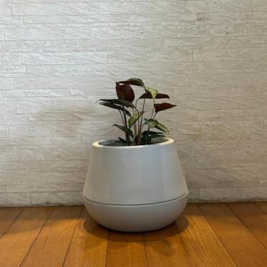 Imagem de Vaso Intelligente Autoirrigável Brota Cuia Cimento 25x32 - BROTA COMPA