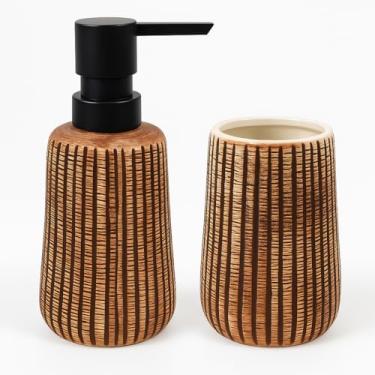 Imagem de Kit Banheiro Luxo 2 Peças Cerâmica Premium – Porta Sabonete Líquido e Porta Escova – Design Clean, Elegante e Durável – Decoração Moderna para Lavabo e Suíte