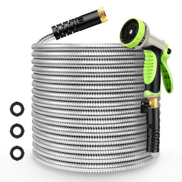 Imagem de Takuvan Mangueira de jardim de metal mangueira de água flexível de 30,5 m, aço inoxidável, resistente, leve, durável, forte, sem dobras, tubo de mangueira extralongo com bocal de 10 vias para jardim